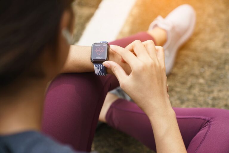 Az Apple mesterséges intelligenciája forradalmasítja az egészségügyet – Az AI orvos, aki mindig veled van