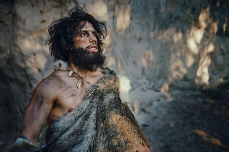 Amikor a nap égetett és az ég izzott – Hogyan maradt fenn a Homo sapiens 41ezer éve?