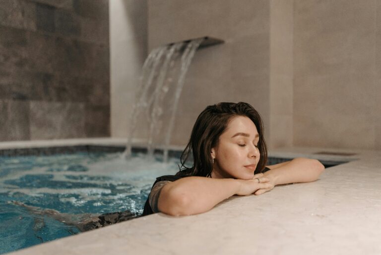 Amikor a gyógyvíz már sejtszinten gyógyít – A longevity spa születése